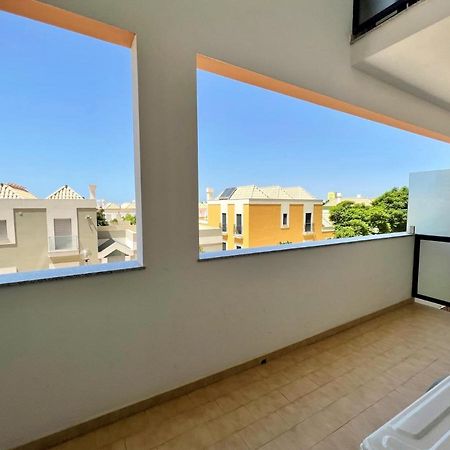דירות Faro Stylish 2 By Homing מראה חיצוני תמונה